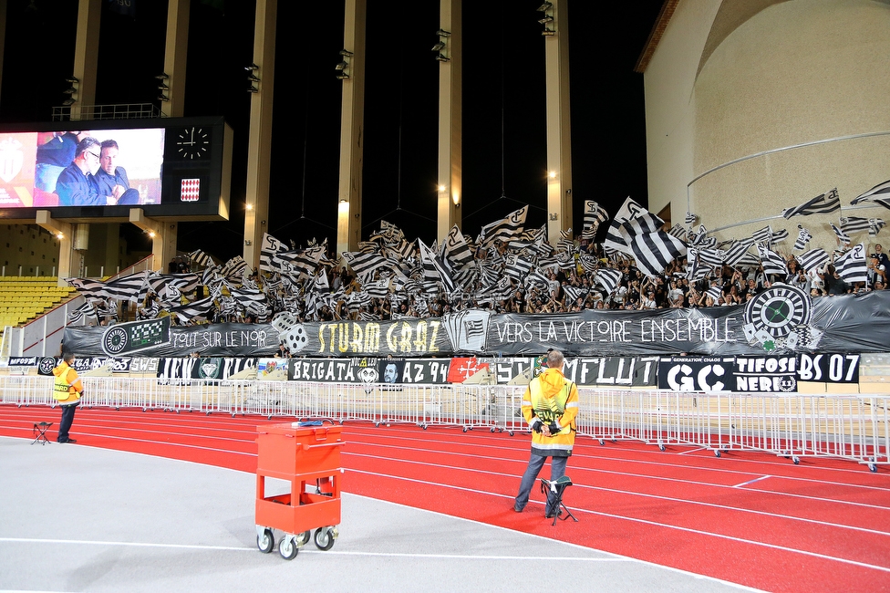 Monaco - Sturm Graz
UEFA Europa League Gruppenphase 1. Spieltag, AS Monaco - SK Sturm Graz, Stade Louis II, Monaco, 16.09.2021. 

Foto zeigt Fans von Sturm mit einer Choreografie
