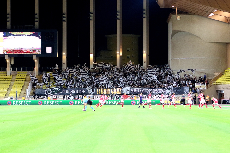 Monaco - Sturm Graz
UEFA Europa League Gruppenphase 1. Spieltag, AS Monaco - SK Sturm Graz, Stade Louis II, Monaco, 16.09.2021. 

Foto zeigt Fans von Sturm mit einer Choreographie
