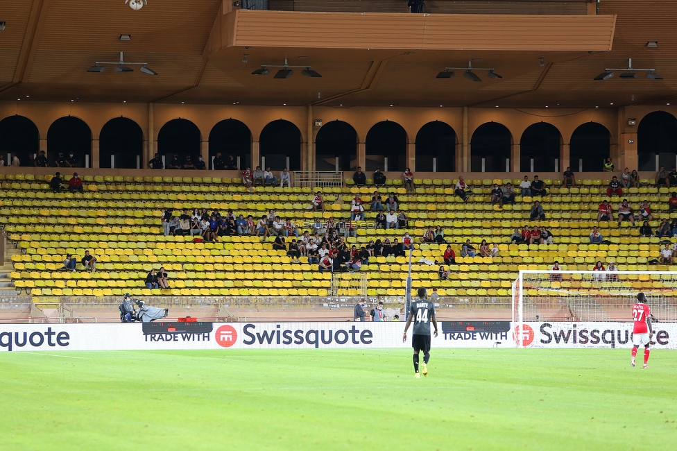 Monaco - Sturm Graz
UEFA Europa League Gruppenphase 1. Spieltag, AS Monaco - SK Sturm Graz, Stade Louis II, Monaco, 16.09.2021. 

Foto zeigt Fans von Monaco
