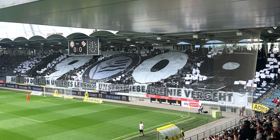 Sturm Graz - WSG Tirol
Oesterreichische Fussball Bundesliga, 8. Runde, SK Sturm Graz - WSG Tirol, Stadion Liebenau Graz, 19.09.2021. 

Foto zeigt Fans von Sturm mit einer Choreografie
