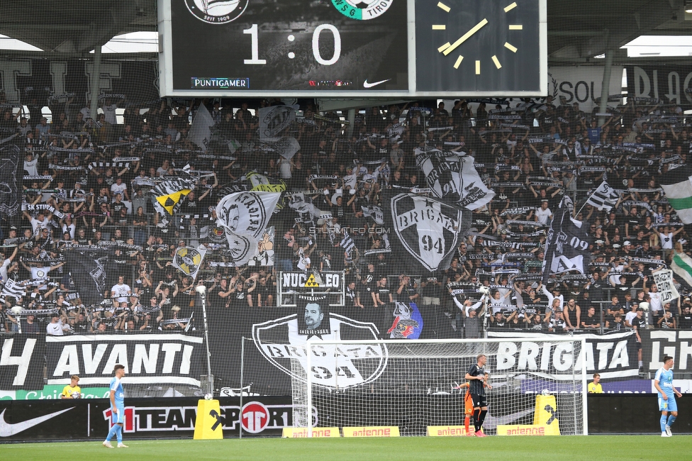 Sturm Graz - WSG Tirol
Oesterreichische Fussball Bundesliga, 8. Runde, SK Sturm Graz - WSG Tirol, Stadion Liebenau Graz, 19.09.2021. 

Foto zeigt Fans von Sturm
Schlüsselwörter: schals brigata