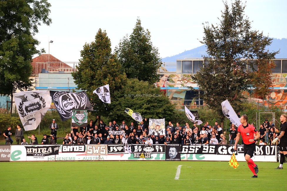 Hohenems - Sturm Graz
OEFB Cup, 2. Runde, VfB Hohenems - SK Sturm Graz, Herrenriedstadion Hohenems, 22.09.2021. 

Foto zeigt Fans von Sturm
