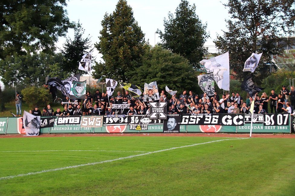 Hohenems - Sturm Graz
OEFB Cup, 2. Runde, VfB Hohenems - SK Sturm Graz, Herrenriedstadion Hohenems, 22.09.2021. 

Foto zeigt Fans von Sturm
