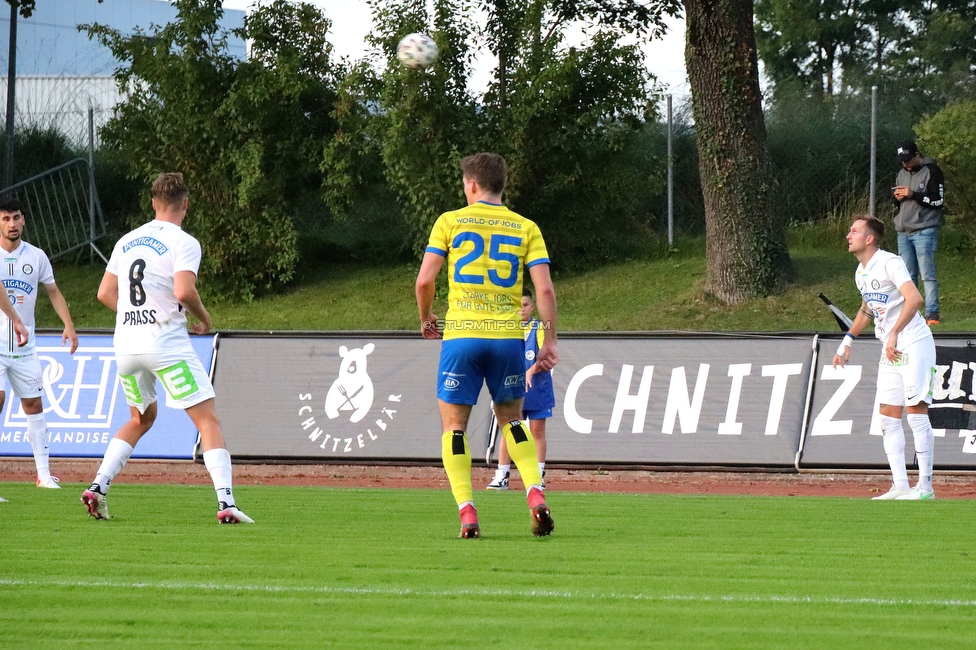 Hohenems - Sturm Graz
OEFB Cup, 2. Runde, VfB Hohenems - SK Sturm Graz, Herrenriedstadion Hohenems, 22.09.2021. 

Foto zeigt Alexander Prass (Sturm) und Jakob Jantscher (Sturm)
