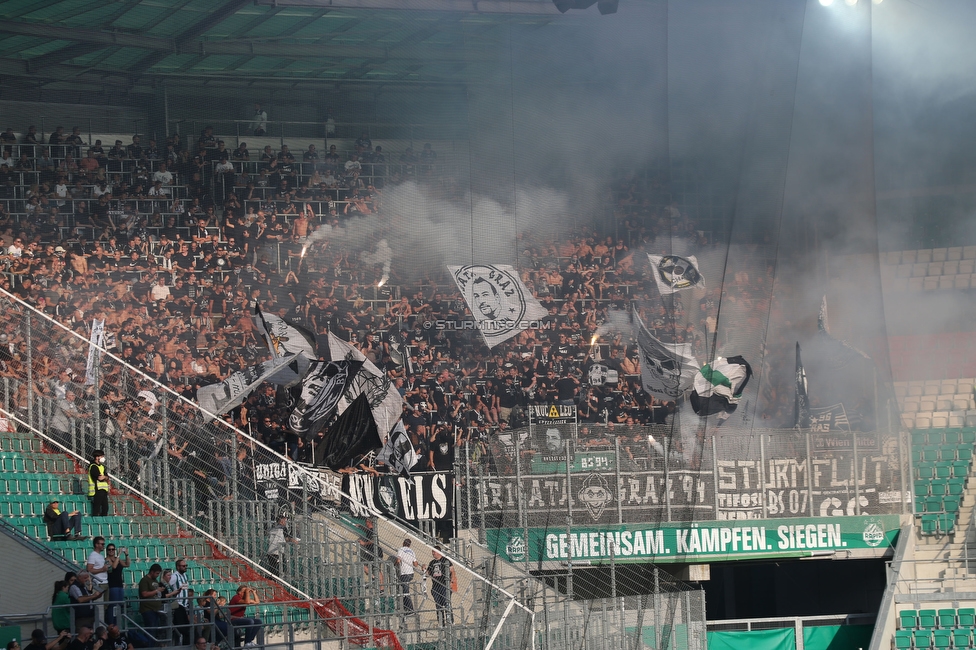 Rapid Wien - Sturm Graz
Oesterreichische Fussball Bundesliga, 9. Runde, SK Rapid Wien - SK Sturm Graz, Weststadion Wien, 26.09.2021. 

Foto zeigt Fans von Sturm
Schlüsselwörter: pyrotechnik