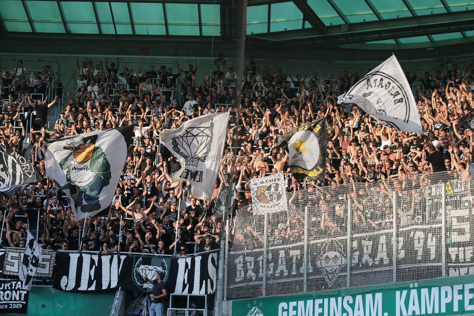 Rapid Wien - Sturm Graz
Oesterreichische Fussball Bundesliga, 9. Runde, SK Rapid Wien - SK Sturm Graz, Weststadion Wien, 26.09.2021. 

Foto zeigt Fans von Sturm
Schlüsselwörter: pyrotechnik