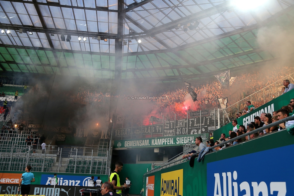 Rapid Wien - Sturm Graz
Oesterreichische Fussball Bundesliga, 9. Runde, SK Rapid Wien - SK Sturm Graz, Weststadion Wien, 26.09.2021. 

Foto zeigt Fans von Sturm
Schlüsselwörter: pyrotechnik