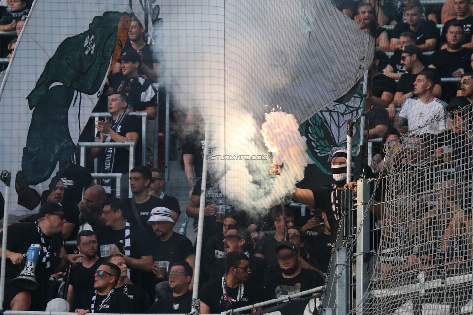 Rapid Wien - Sturm Graz
Oesterreichische Fussball Bundesliga, 9. Runde, SK Rapid Wien - SK Sturm Graz, Weststadion Wien, 26.09.2021. 

Foto zeigt Fans von Sturm
Schlüsselwörter: pyrotechnik