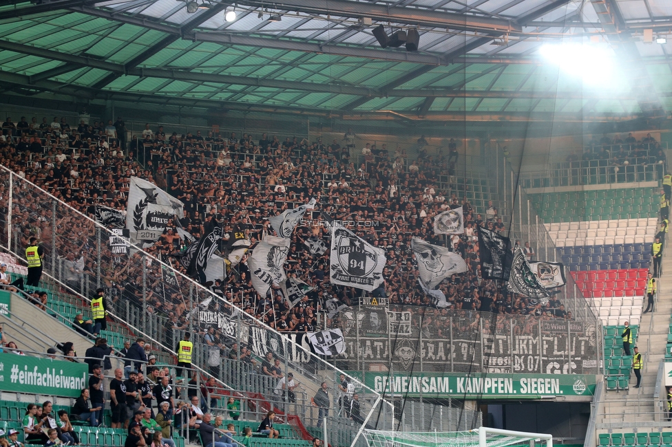 Rapid Wien - Sturm Graz
Oesterreichische Fussball Bundesliga, 9. Runde, SK Rapid Wien - SK Sturm Graz, Weststadion Wien, 26.09.2021. 

Foto zeigt Fans von Sturm
