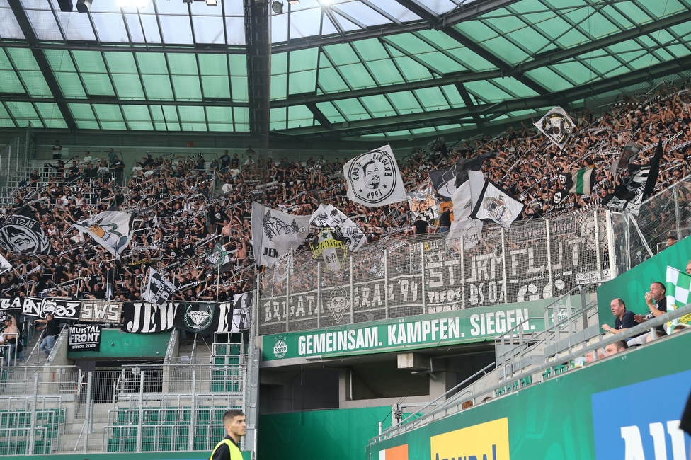 Rapid Wien - Sturm Graz
Oesterreichische Fussball Bundesliga, 9. Runde, SK Rapid Wien - SK Sturm Graz, Weststadion Wien, 26.09.2021. 

Foto zeigt Fans von Sturm
Schlüsselwörter: schals