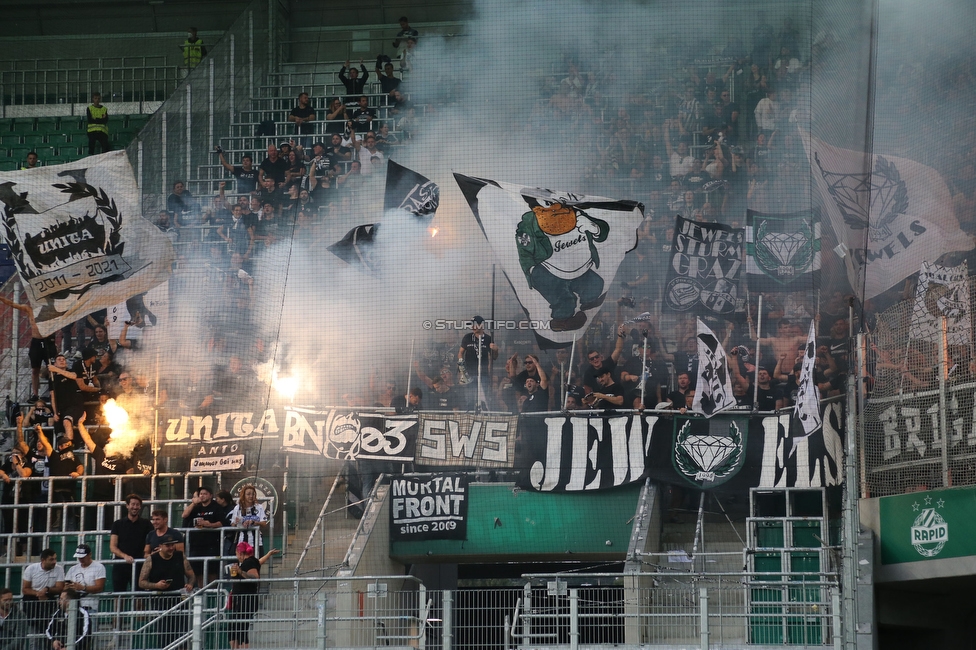 Rapid Wien - Sturm Graz
Oesterreichische Fussball Bundesliga, 9. Runde, SK Rapid Wien - SK Sturm Graz, Weststadion Wien, 26.09.2021. 

Foto zeigt Fans von Sturm
Schlüsselwörter: pyrotechnik