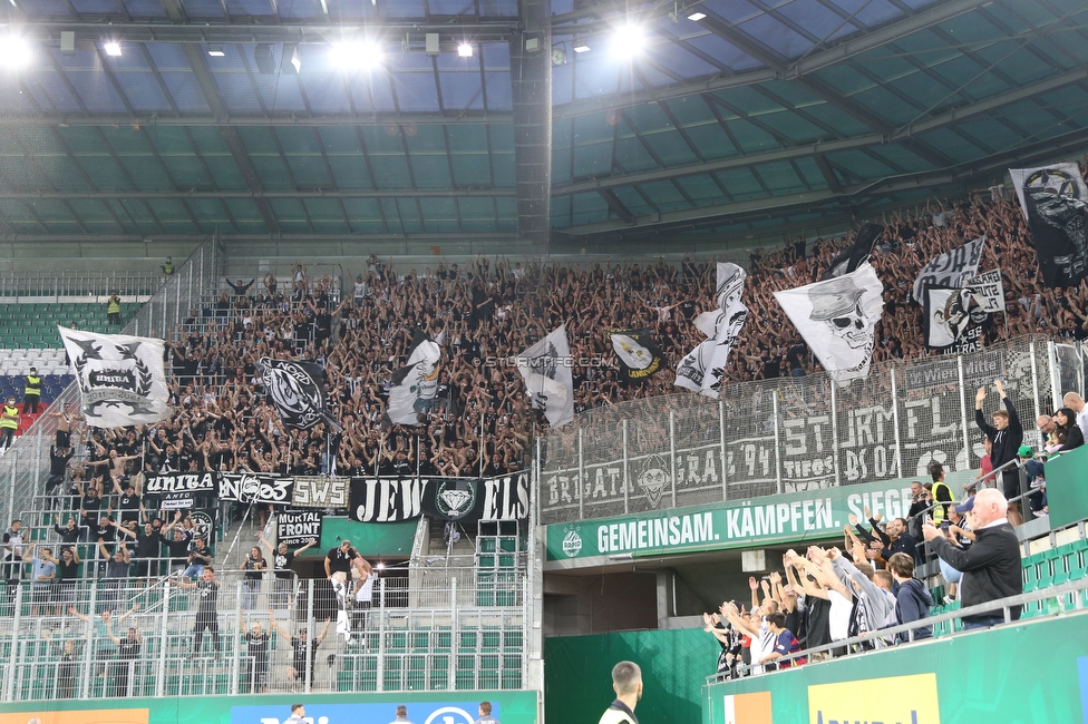 Rapid Wien - Sturm Graz
Oesterreichische Fussball Bundesliga, 9. Runde, SK Rapid Wien - SK Sturm Graz, Weststadion Wien, 26.09.2021. 

Foto zeigt Fans von Sturm
