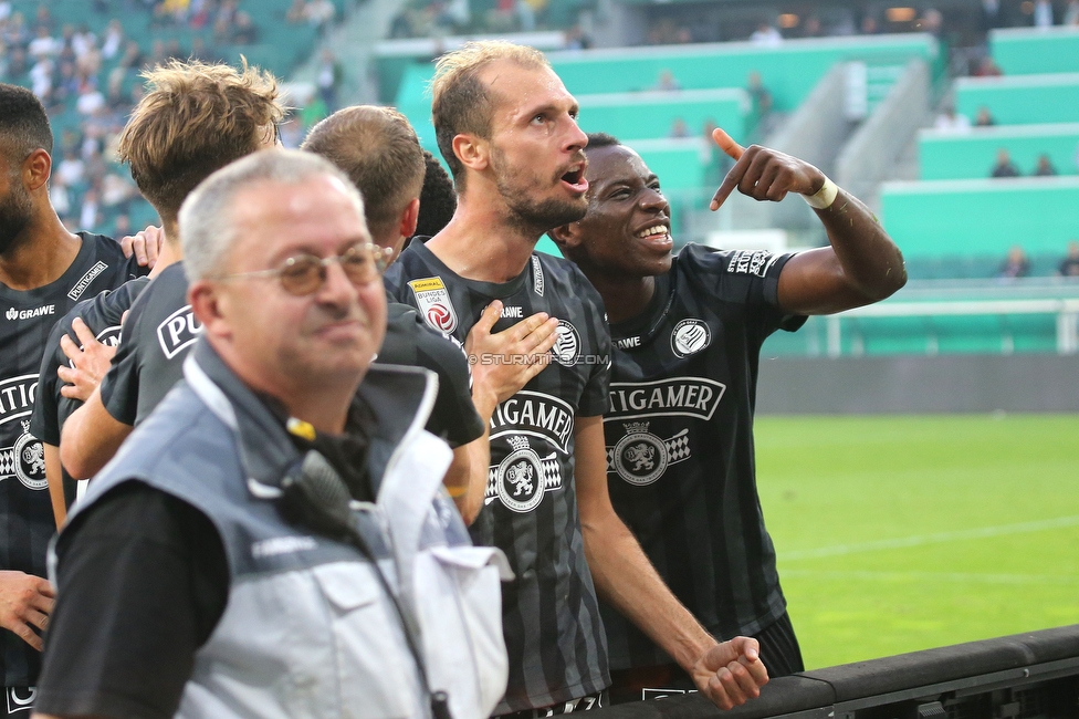 Rapid Wien - Sturm Graz
Oesterreichische Fussball Bundesliga, 9. Runde, SK Rapid Wien - SK Sturm Graz, Weststadion Wien, 26.09.2021. 

Foto zeigt David Affengruber (Sturm) und Jon Gorenc-Stankovic (Sturm)
Schlüsselwörter: torjubel