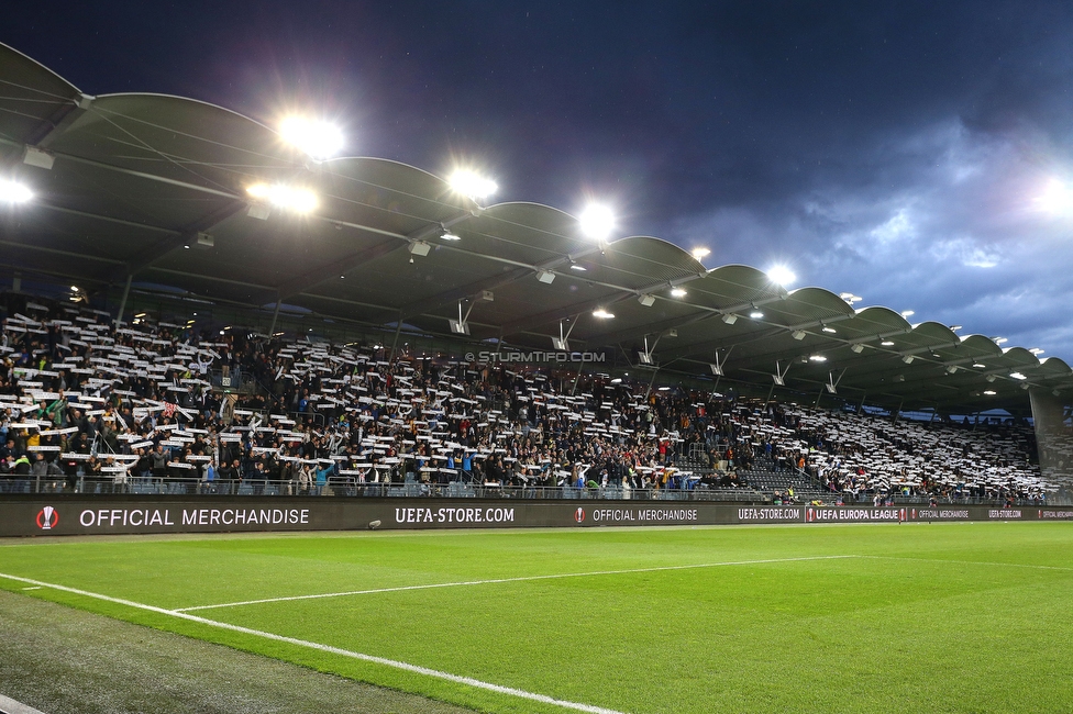 Sturm Graz - Eindhoven
UEFA Europa League Gruppenphase 2. Spieltag, SK Sturm Graz - PSV Eindhoven, Stadion Liebenau, Graz, 30.09.2021. 

Foto zeigt Fans von Sturm mit einer Choreografie
