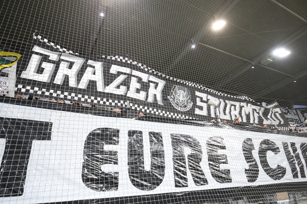 Sturm Graz - Eindhoven
UEFA Europa League Gruppenphase 2. Spieltag, SK Sturm Graz - PSV Eindhoven, Stadion Liebenau, Graz, 30.09.2021. 

Foto zeigt Fans von Sturm mit einer Choreografie
