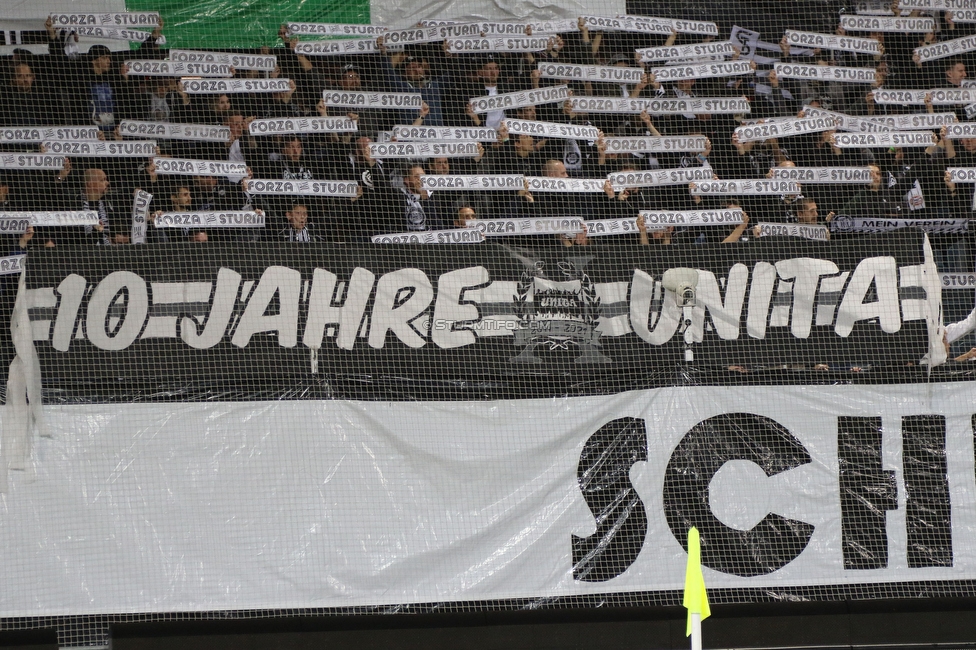 Sturm Graz - Eindhoven
UEFA Europa League Gruppenphase 2. Spieltag, SK Sturm Graz - PSV Eindhoven, Stadion Liebenau, Graz, 30.09.2021. 

Foto zeigt Fans von Sturm mit einer Choreografie
