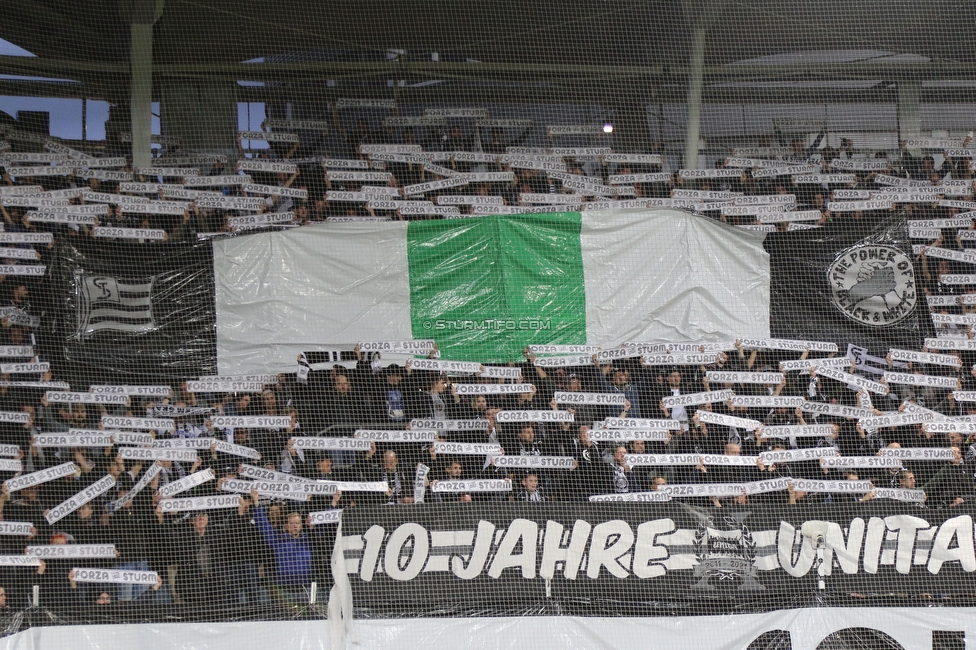 Sturm Graz - Eindhoven
UEFA Europa League Gruppenphase 2. Spieltag, SK Sturm Graz - PSV Eindhoven, Stadion Liebenau, Graz, 30.09.2021. 

Foto zeigt Fans von Sturm mit einer Choreografie
