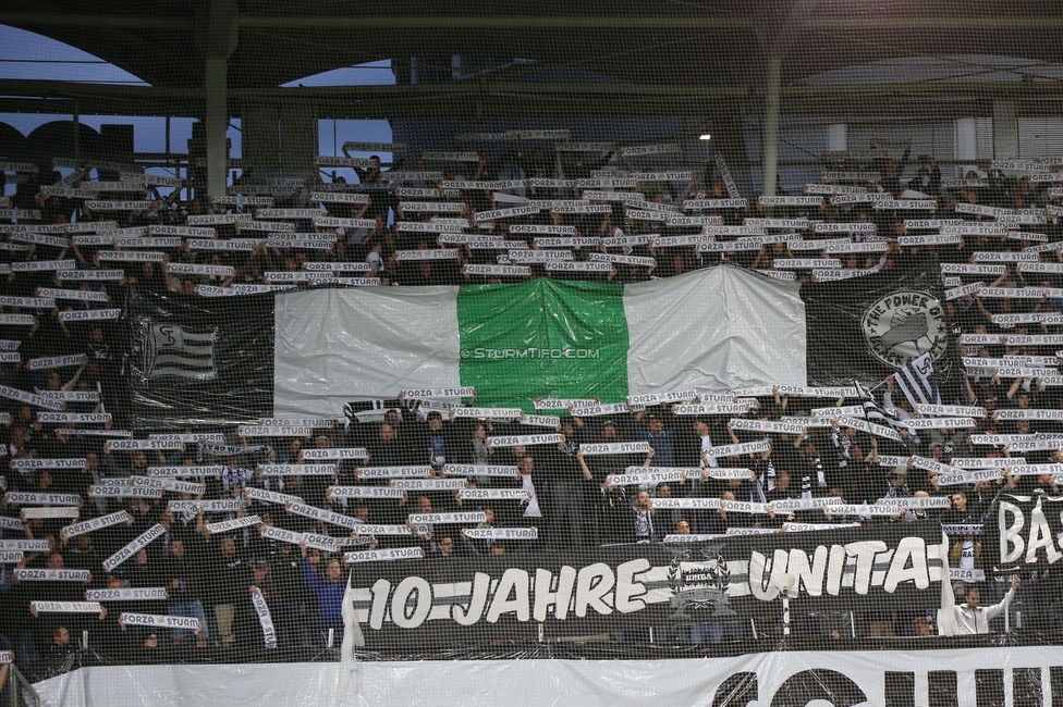 Sturm Graz - Eindhoven
UEFA Europa League Gruppenphase 2. Spieltag, SK Sturm Graz - PSV Eindhoven, Stadion Liebenau, Graz, 30.09.2021. 

Foto zeigt Fans von Sturm mit einer Choreografie
