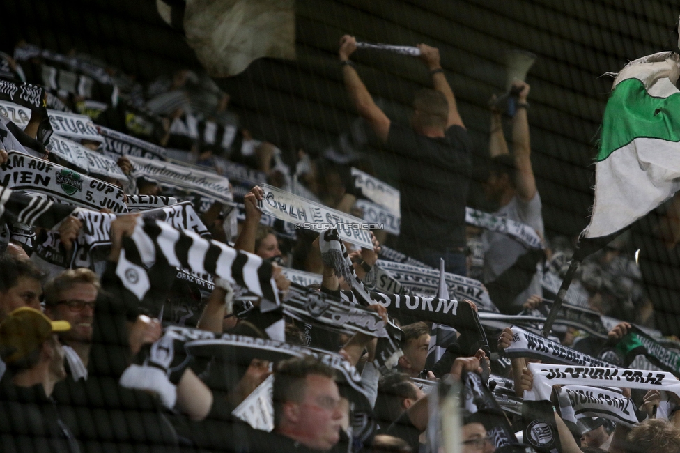 Sturm Graz - Eindhoven
UEFA Europa League Gruppenphase 2. Spieltag, SK Sturm Graz - PSV Eindhoven, Stadion Liebenau, Graz, 30.09.2021. 

Foto zeigt Fans von Sturm
