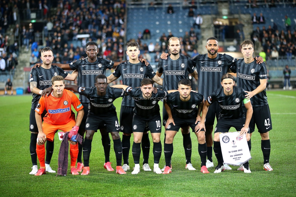 Sturm Graz - Eindhoven
UEFA Europa League Gruppenphase 2. Spieltag, SK Sturm Graz - PSV Eindhoven, Stadion Liebenau, Graz, 30.09.2021. 

Foto zeigt die Mannschaft von Sturm
