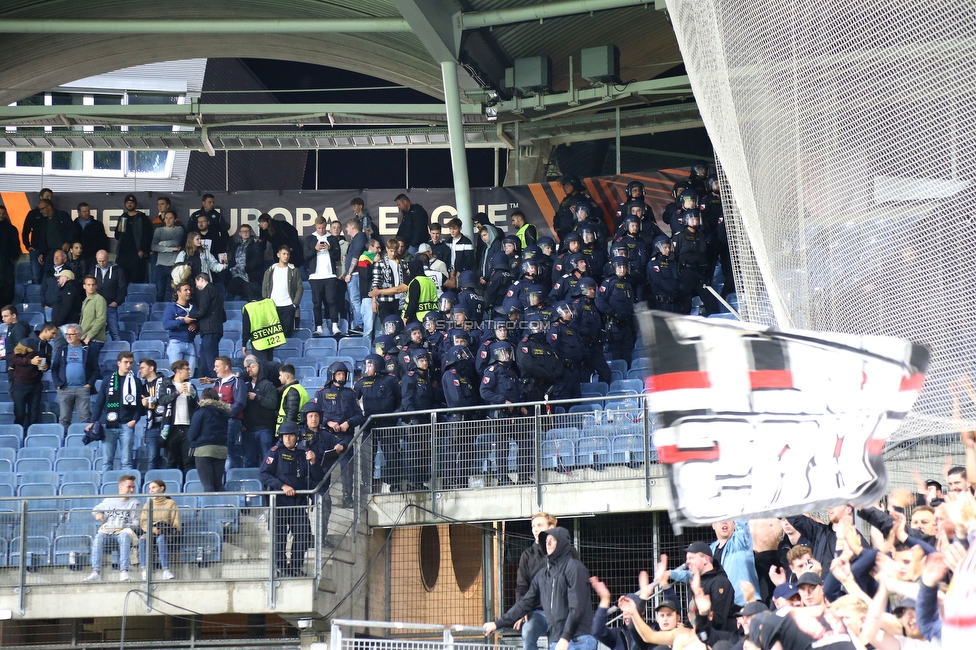 Sturm Graz - Eindhoven
UEFA Europa League Gruppenphase 2. Spieltag, SK Sturm Graz - PSV Eindhoven, Stadion Liebenau, Graz, 30.09.2021. 

Foto zeigt Polizei
