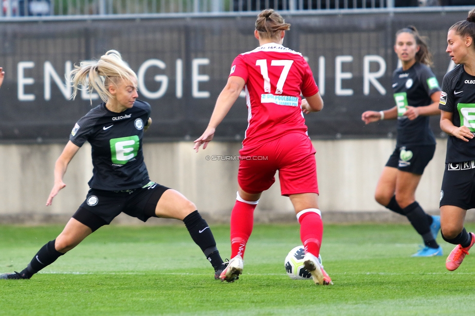 Sturm Damen - Altenmarkt
OEFB Frauen Bundesliga, 5. Runde, SK Sturm Graz Damen - SKV Altenmarkt, Trainingszentrum Messendorf, Graz, 02.10.2021. 

Foto zeigt Sophie Hillebrand (Sturm Damen)
