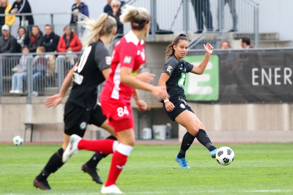 Sturm Damen - Altenmarkt
OEFB Frauen Bundesliga, 5. Runde, SK Sturm Graz Damen - SKV Altenmarkt, Trainingszentrum Messendorf, Graz, 02.10.2021. 

Foto zeigt Valentina Kroell (Sturm Damen)
