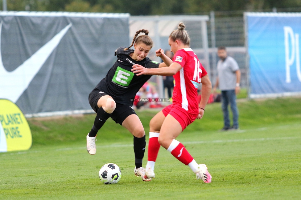 Sturm Damen - Altenmarkt
OEFB Frauen Bundesliga, 5. Runde, SK Sturm Graz Damen - SKV Altenmarkt, Trainingszentrum Messendorf, Graz, 02.10.2021. 

Foto zeigt Julia Magerl (Sturm Damen)
