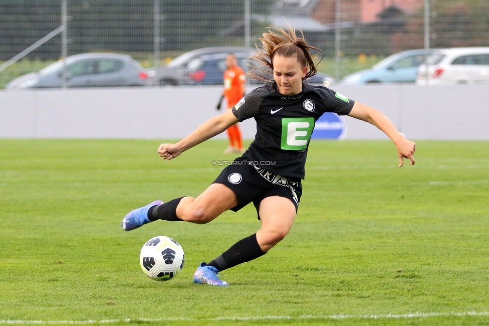 Sturm Damen - Altenmarkt
OEFB Frauen Bundesliga, 5. Runde, SK Sturm Graz Damen - SKV Altenmarkt, Trainingszentrum Messendorf, Graz, 02.10.2021. 

Foto zeigt Julia Keutz (Sturm Damen)
