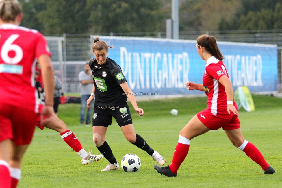 Sturm Damen - Altenmarkt
OEFB Frauen Bundesliga, 5. Runde, SK Sturm Graz Damen - SKV Altenmarkt, Trainingszentrum Messendorf, Graz, 02.10.2021. 

Foto zeigt Julia Magerl (Sturm Damen)
