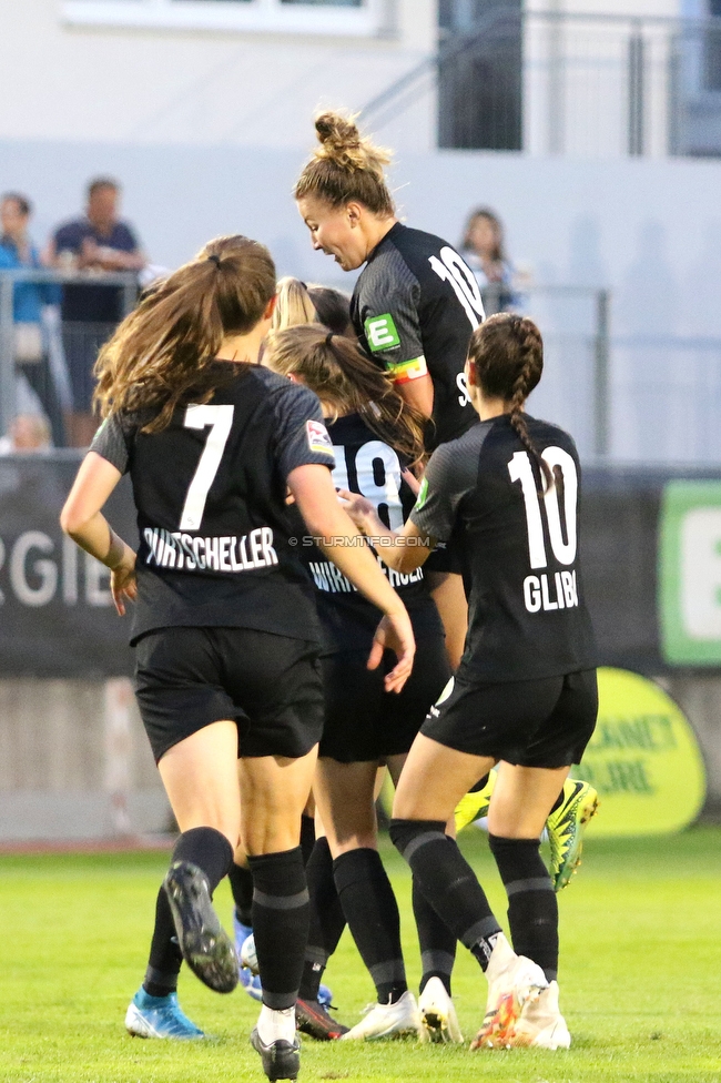 Sturm Damen - Altenmarkt
OEFB Frauen Bundesliga, 5. Runde, SK Sturm Graz Damen - SKV Altenmarkt, Trainingszentrum Messendorf, Graz, 02.10.2021. 

Foto zeigt Lilli Purtscheller (Sturm Damen), Anna Maria Wirnsberger (Sturm Damen), Annabel Schasching (Sturm Damen) und Andrea Glibo (Sturm Damen)
Schlüsselwörter: torjubel