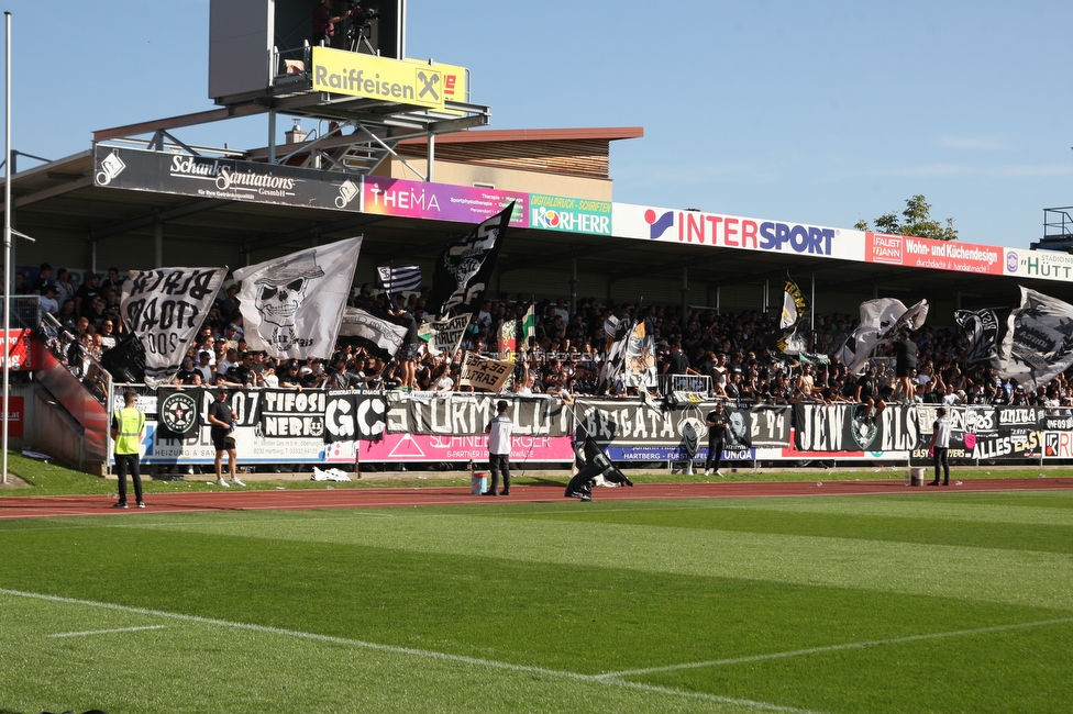 Hartberg - Sturm Graz
Oesterreichische Fussball Bundesliga, 10. Runde, TSV Hartberg - SK Sturm Graz, Arena Hartberg, 03.10.2021. 

Foto zeigt Fans von Sturm
