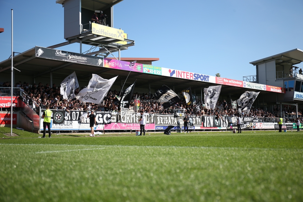 Hartberg - Sturm Graz
Oesterreichische Fussball Bundesliga, 10. Runde, TSV Hartberg - SK Sturm Graz, Arena Hartberg, 03.10.2021. 

Foto zeigt Fans von Sturm
