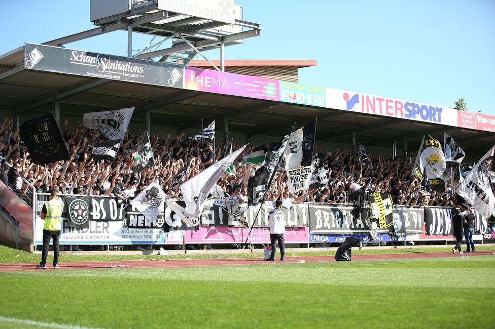 Hartberg - Sturm Graz
Oesterreichische Fussball Bundesliga, 10. Runde, TSV Hartberg - SK Sturm Graz, Arena Hartberg, 03.10.2021. 

Foto zeigt Fans von Sturm
