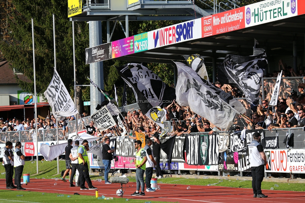 Hartberg - Sturm Graz
Oesterreichische Fussball Bundesliga, 10. Runde, TSV Hartberg - SK Sturm Graz, Arena Hartberg, 03.10.2021. 

Foto zeigt Fans von Sturm
