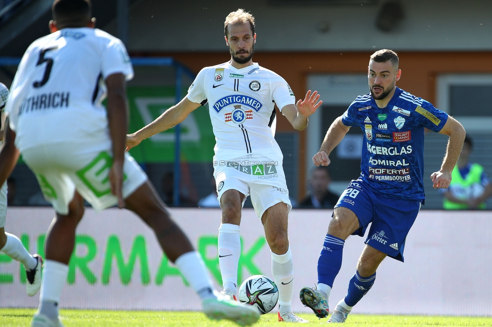 Hartberg - Sturm Graz
Oesterreichische Fussball Bundesliga, 10. Runde, TSV Hartberg - SK Sturm Graz, Arena Hartberg, 03.10.2021. 

Foto zeigt Gregory Wuethrich (Sturm) und Jon Gorenc-Stankovic (Sturm)
