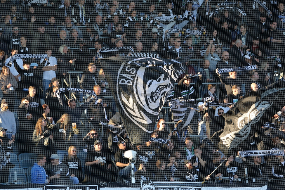 Sturm Graz - Ried
Oesterreichische Fussball Bundesliga, 11. Runde, SK Sturm Graz - SV Ried, Stadion Liebenau Graz, 17.10.2021. 

Foto zeigt Fans von Sturm
