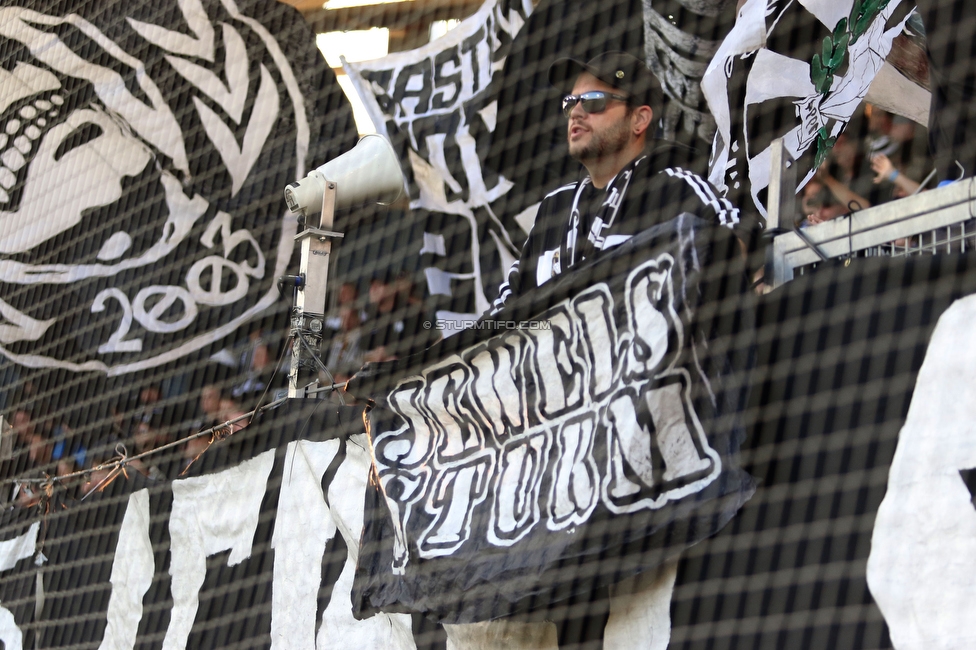 Sturm Graz - Ried
Oesterreichische Fussball Bundesliga, 11. Runde, SK Sturm Graz - SV Ried, Stadion Liebenau Graz, 17.10.2021. 

Foto zeigt Fans von Sturm
