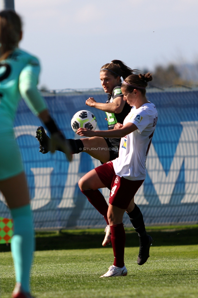 Sturm Damen - St. Poelten
OEFB Frauen Bundesliga, 7. Runde, SK Sturm Graz Damen - SKN St. Poelten Frauen, Trainingszentrum Messendorf, Graz, 17.10.2021. 

Foto zeigt Sophie Maierhofer (Sturm Damen)
