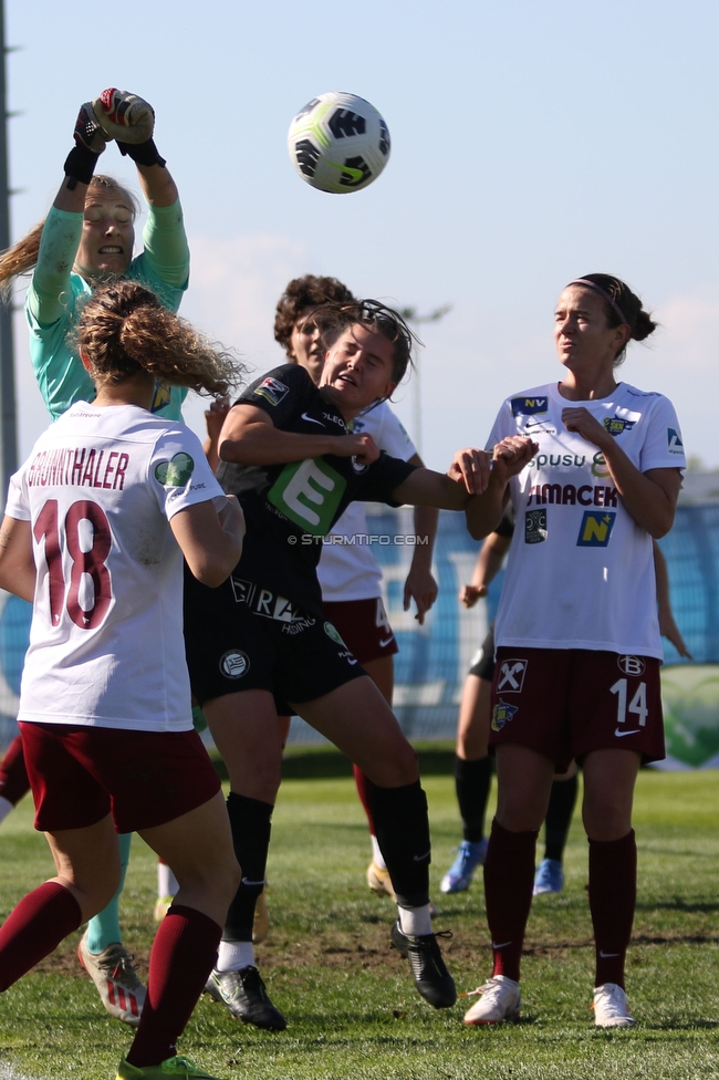 Sturm Damen - St. Poelten
OEFB Frauen Bundesliga, 7. Runde, SK Sturm Graz Damen - SKN St. Poelten Frauen, Trainingszentrum Messendorf, Graz, 17.10.2021. 

Foto zeigt
