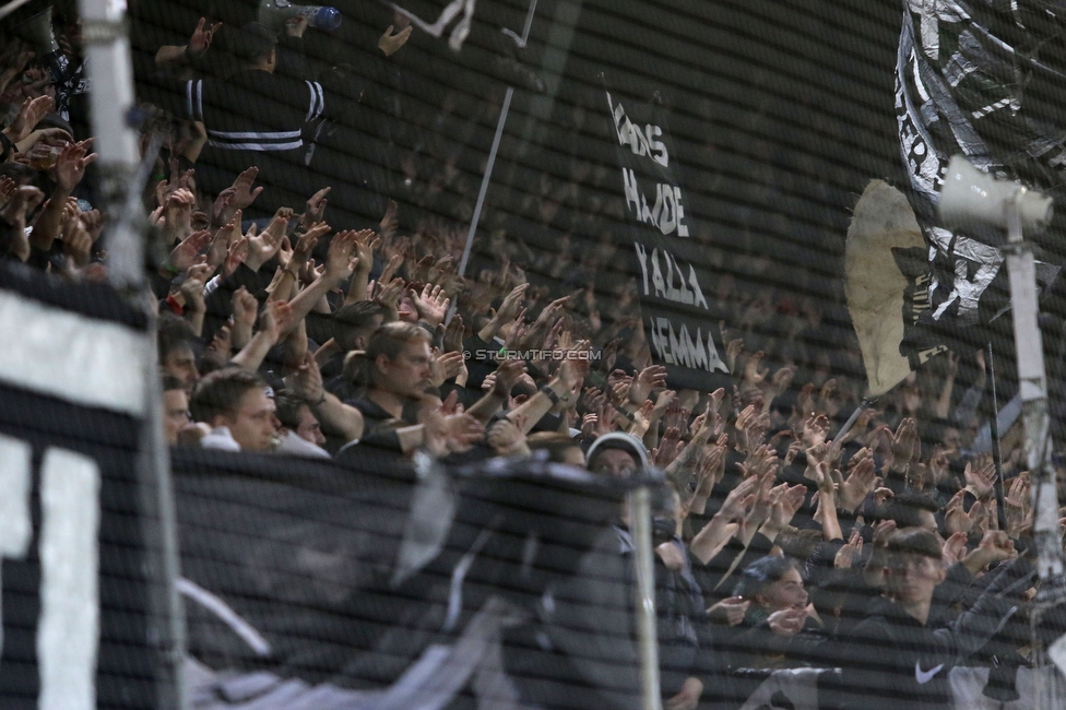 Sturm Graz - Real Sociedad
UEFA Europa League Gruppenphase 3. Spieltag, SK Sturm Graz - Real Sociedad, Stadion Liebenau, Graz, 21.10.2021. 

Foto zeigt Fans von Sturm
