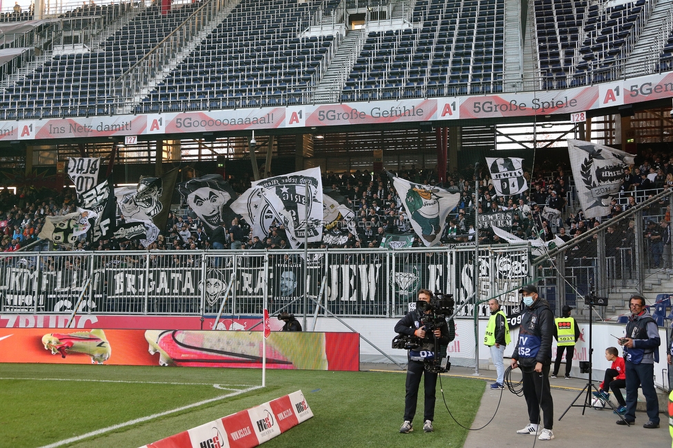 Salzburg - Sturm Graz
Oesterreichische Fussball Bundesliga, 12. Runde, FC RB Salzburg - SK Sturm Graz, Stadion Wals-Siezenheim, 24.10.2021. 

Foto zeigt Fans von Sturm
