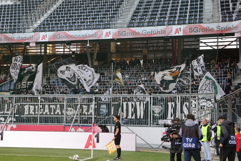 Salzburg - Sturm Graz
Oesterreichische Fussball Bundesliga, 12. Runde, FC RB Salzburg - SK Sturm Graz, Stadion Wals-Siezenheim, 24.10.2021. 

Foto zeigt Fans von Sturm
