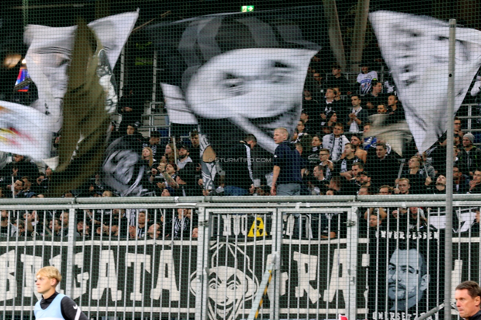 Salzburg - Sturm Graz
Oesterreichische Fussball Bundesliga, 12. Runde, FC RB Salzburg - SK Sturm Graz, Stadion Wals-Siezenheim, 24.10.2021. 

Foto zeigt Fans von Sturm
