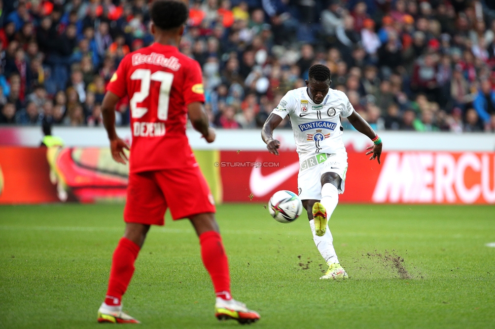 Salzburg - Sturm Graz
Oesterreichische Fussball Bundesliga, 12. Runde, FC RB Salzburg - SK Sturm Graz, Stadion Wals-Siezenheim, 24.10.2021. 

Foto zeigt Karim Adeyemi (Salzburg) und Amadou Dante (Sturm)
