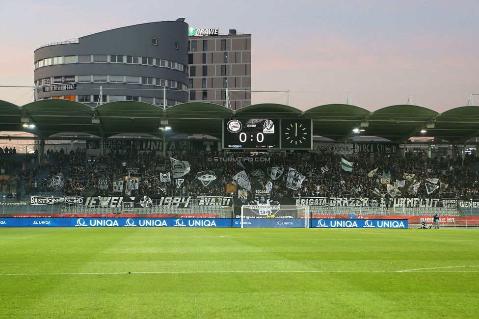 Sturm Graz - Ried
OEFB Cup, 3. Runde, SK Sturm Graz - SV Ried, Stadion Liebenau Graz, 27.10.2021. 

Foto zeigt Fans von Sturm
