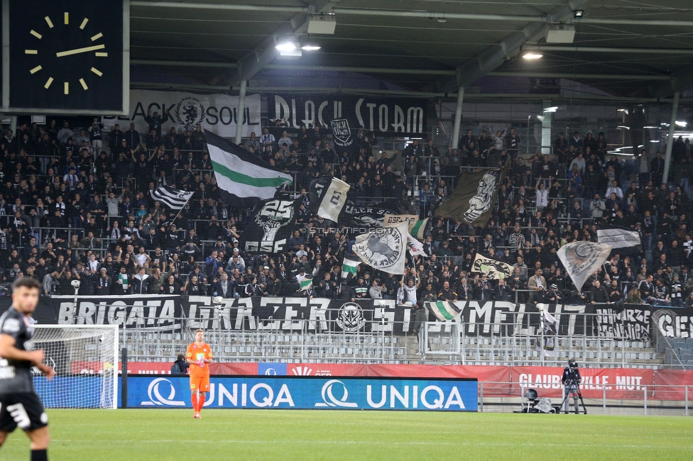 Sturm Graz - Ried
OEFB Cup, 3. Runde, SK Sturm Graz - SV Ried, Stadion Liebenau Graz, 27.10.2021. 

Foto zeigt Fans von Sturm
