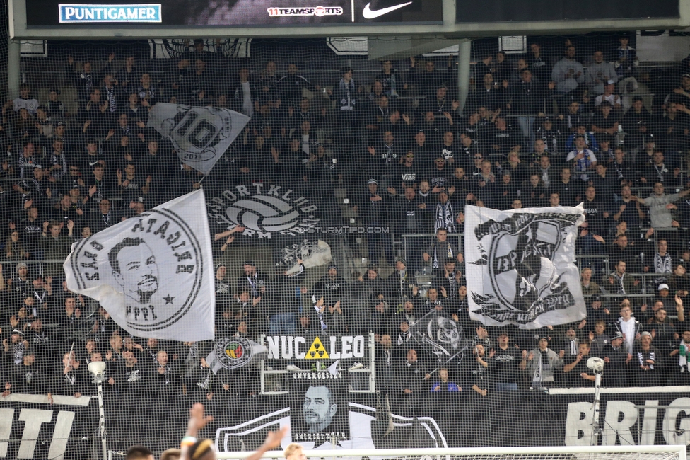 Sturm Graz - Ried
OEFB Cup, 3. Runde, SK Sturm Graz - SV Ried, Stadion Liebenau Graz, 27.10.2021. 

Foto zeigt Fans von Sturm
