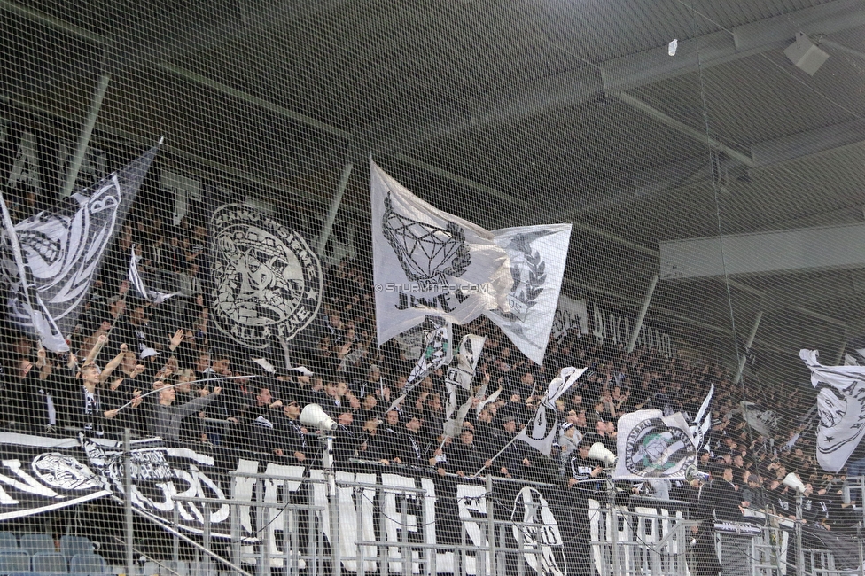 Sturm Graz - Ried
OEFB Cup, 3. Runde, SK Sturm Graz - SV Ried, Stadion Liebenau Graz, 27.10.2021. 

Foto zeigt Fans von Sturm
