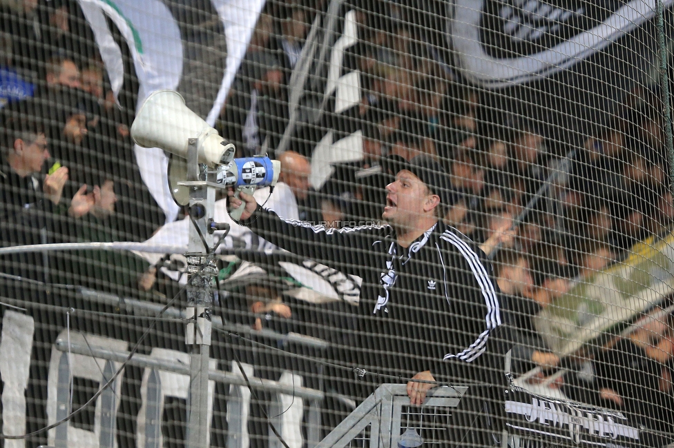 Sturm Graz - Ried
OEFB Cup, 3. Runde, SK Sturm Graz - SV Ried, Stadion Liebenau Graz, 27.10.2021. 

Foto zeigt Fans von Sturm
